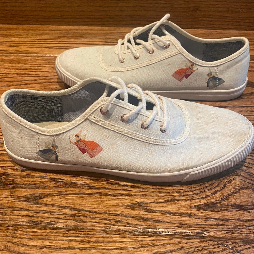 Toms Sleeping Beauty Lace up Sneakers